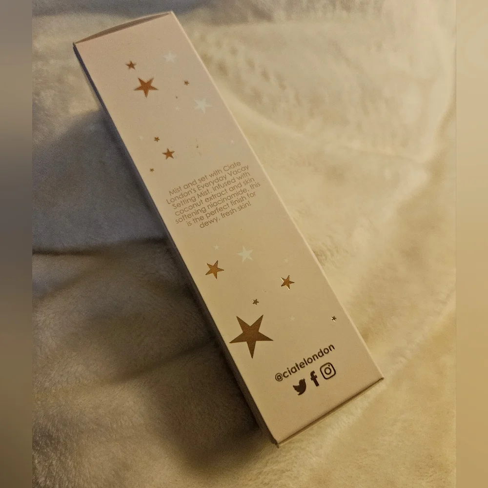 🆕 🥥 Ciate London Eyeryday Vacay- Dewy Coconut Setting Mist 🥥